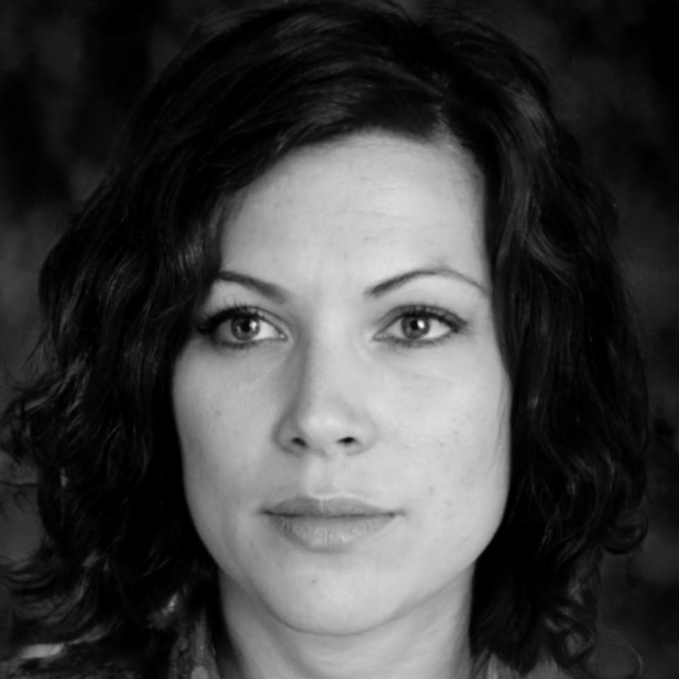 Iolanda Petrescu, Manager Financiar
